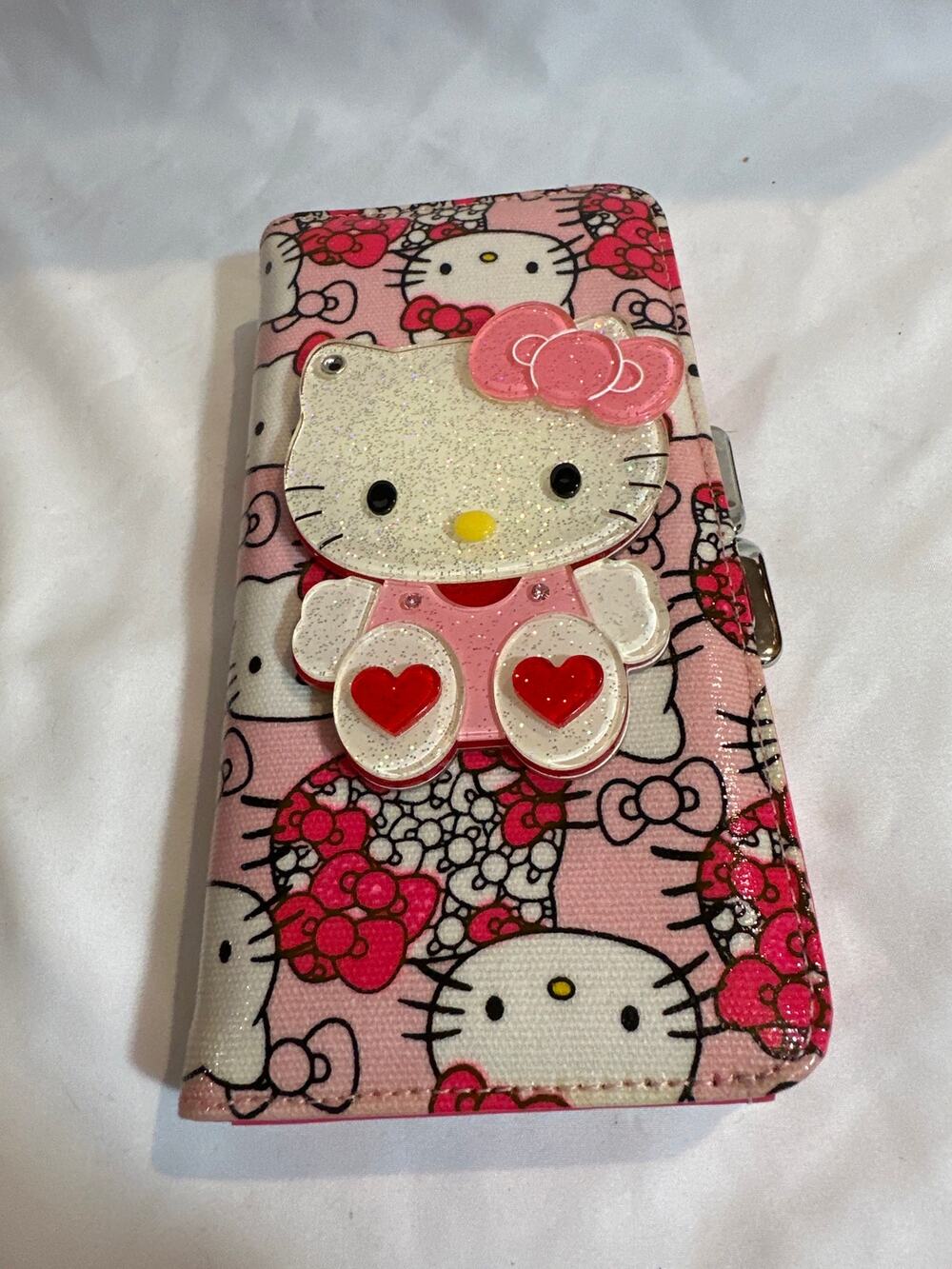 Hello Kitty Long Wallet with Kiss Lock and Hidden Mirror  NWOT